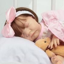 Bebê Reborn Realista Lívia Fio a Fio Olho Fechado Acessórios