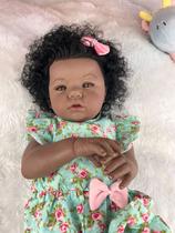 Bebe reborn realista menina cabelinho afro corpo de pano