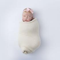 Bebê Reborn Recém Nascida Muito Realista + Enxoval