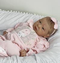 Bebê Reborn Recém Nascida Realista Carequinha