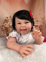 Bebê Reborn Sorrindo Pode Tomar Banho + Enxoval Completo