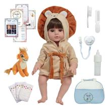 Bebê Tipo Reborn 100% Vinil Roupão Leãozinho Bolsa Itens
