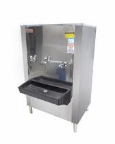 Bebedouro Industrial de 100 Litros 2T 1E BE-100 220v Polar Bebedouro Industrial de 100 Litros 2T 1E BE-100 220v Polar