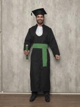 Beca de Formatura Com Capelo e Canudo Kit Completo