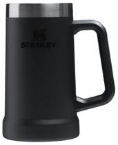 Beer Stein STANLEY Stay-Chill 710mL em aço inoxidável isolado Beer Stein STANLEY Stay-Chill 710mL em aço inoxidável isolado