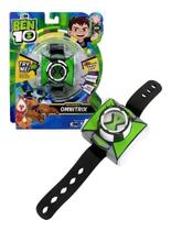 Ben 10 Relogio Serie 3 - Omnitrix 10 Aliens Com Luz e 40 Sons / Frases em Portugues - Sunny