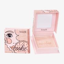 Benefit Cookie Highlighter Pó Iluminador Golden Pearl, Brilho Sofisticado e Buildable