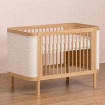 Berço 2 em 1 Soley em Madeira Maciça com Bouclé Mini Cama, Alto Padrão, INMETRO Carvalho Malva Berço 2 em 1 Soley em Madeira Maciça com Bouclé Mini Cama, Alto Padrão, INMETRO Carvalho Malva