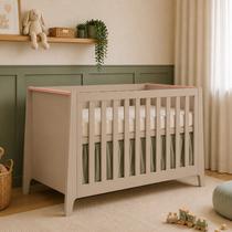 Berço 2 em 100% MDF Cabeceira Reta com Detalhe Theo Bege/Areia/Rose Berço 2 em 100% MDF Cabeceira Reta com Detalhe Theo Bege/Areia/Rose