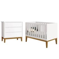 Berço Americano e Cômoda Gaveteiro New Classic Branco com Pés Madeira Reller