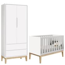 Berço Americano e Guarda Roupa Classic 2 Portas Branco com Pés Madeira Natural Reller Berço Americano e Guarda Roupa Classic 2 Portas Branco com Pés Madeira Natural Reller