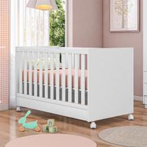 Berço Americano Mini Cama Com Rodízios Doce Sonho Branco/ Branco 1344 - Qmovi Móveis