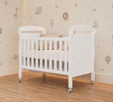 Berço Danny 2 em 1 para Colchão 130x70cm 100% MDF Branco Brilho Berço Danny 2 em 1 para Colchão 130x70cm 100% MDF Branco Brilho