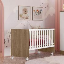 Berço Grade fixa Doce Sonho Reto 95,0cm x 132,4cm x 64,0cm Carvalho/Branco Berço Grade fixa Doce Sonho Reto 95,0cm x 132,4cm x 64,0cm Carvalho/Branco