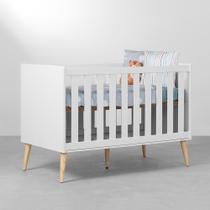 Berço Mini Cama Theo com Pés Retrô Natural Branco Fosco Berço Mini Cama Theo com Pés Retrô Natural Branco Fosco