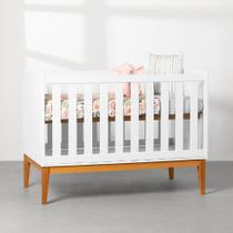Berço Mini Cama Theo com Pés Square Mel - Branco Fosco