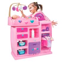 Berço Quarto Encantado 2 em 1 Banheira Para Bonecas Infantil Sai Água Com Armário Berço Quarto Encantado 2 em 1 Banheira Para Bonecas Infantil Sai Água Com Armário