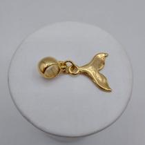Berloque cauda de sereia banhado a ouro 18k Berloque cauda de sereia banhado a ouro 18k