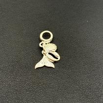 Berloque Cauda de Sereia Concha e Búzio Prata 925 Berloque Cauda de Sereia Concha e Búzio Prata 925