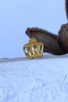 Berloque Dourado Coroa Vazada 1cm