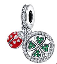 Berloque em prata 925 - Charme Trevo Cravejado Berloque em prata 925 - Charme Trevo Cravejado