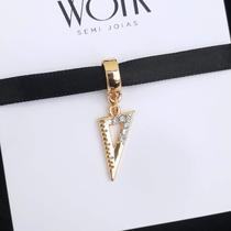 Berloque Esquadro Banhado a Ouro 18k Berloque Esquadro Banhado a Ouro 18k