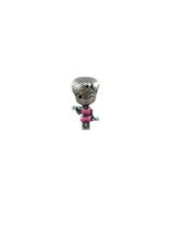 Berloque Menina Treinando Resina Rosa Aço Inox Berloque Menina Treinando Resina Rosa Aço Inox