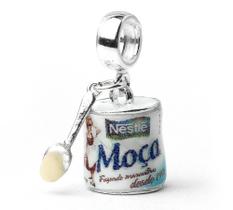 Berloque Mundo Briller Leite Condensado Prata