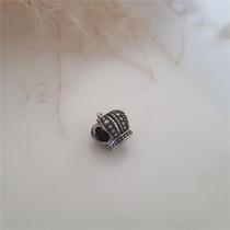 Berloque prata 925 coroa vazada