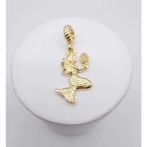 Berloque sereia pequena banhado a ouro 18k