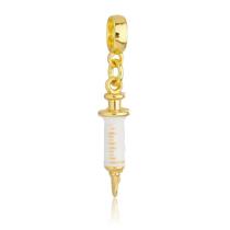 Berloque Seringa Banhado a Ouro 18k Berloque Seringa Banhado a Ouro 18k