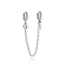 Berloque TRAVA CADEADO E CHAVE em Prata S925 para pulseiras modelo Pandora ou Vivara Berloque TRAVA CADEADO E CHAVE em Prata S925 para pulseiras modelo Pandora ou Vivara