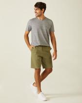 Bermuda Básica Masculina Cintura Média Em Moletom Sem Flanela Bermuda Básica Masculina Cintura Média Em Moletom Sem Flanela