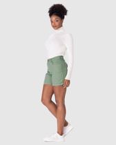 Bermuda Feminina Comfort Em Sarja Com Elastano Bermuda Feminina Comfort Em Sarja Com Elastano
