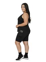 Bermuda Fitness Com Bolsos Laterais Para Celular Plus Size Cor:PretoTamanho:G1 Bermuda Fitness Com Bolsos Laterais Para Celular Plus Size Cor:PretoTamanho:G1