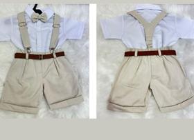 Bermuda infantil com suspensório TAM M veste de 2 á 4 anos cor bege