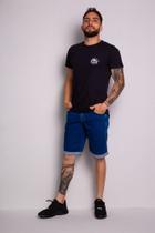 Bermuda Jeans Escuro Masculino com a Barra Dobrada Tamanho 44