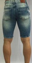 Bermuda jeans masculina manchada. tamanho 36 - 38 Bermuda jeans masculina manchada. tamanho 36 - 38