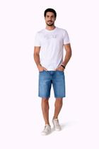 Bermuda Jeans Masculina Skinny Claro Six One Conforto com Elastano Bermuda Jeans Masculina Skinny Claro Six One Conforto com Elastano