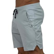Bermuda Masculina Classic Fit Com Zíper Invisível Lateral Bermuda Masculina Classic Fit Com Zíper Invisível Lateral