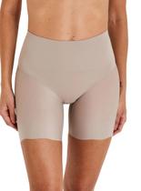 Bermuda Modeladora Liz 74381 Intimatewear Shapewear Invisible Control T. P/GG Bermuda Modeladora Liz 74381 Intimatewear Shapewear Invisible Control T. P/GG