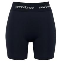 Bermuda New Balance Sport Essentials Active Preto e Branco Feminina