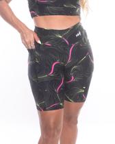 Bermuda poliamida estampada com bolso ondas preto e rosa