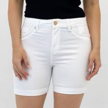 Bermuda Young Style Meia Coxa em Sarja Feminina