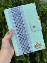 Bíblia carteira strass coroa Verde Evangélica com harpa e indice