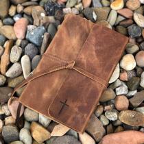 Bíblia com capa em couro texas nut com amarração