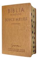 Bíblia de estudo joyce meyer letra grande nvi capa de luxo caramelo índice