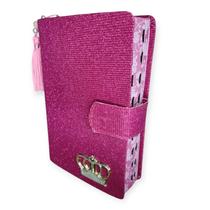 Bíblia Femina Letras Grandes Glitter com Harpa Botão Magnético Palavras de Jesus em Vermelho e Pingente Bíblia Femina Letras Grandes Glitter com Harpa Botão Magnético Palavras de Jesus em Vermelho e Pingente