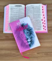 Bíblia Leão faces Rosa ARC Capa dura acolchoada Palavras de Jesus em vermelho - SBB