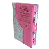 Bíblia Letra Hipergigante Feminina e Palavras Jesus em Vermelho com Harpa Cristã de Botão Rosa Verde e Índice Mãe Mulher Bíblia Letra Hipergigante Feminina e Palavras Jesus em Vermelho com Harpa Cristã de Botão Rosa Verde e Índice Mãe Mulher
